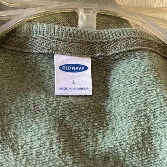 Oh, navy shirt. P14 - Picture 4 of 5